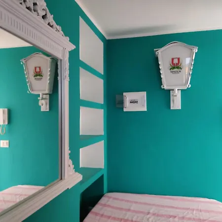 Il Vano Della Scimmia Aeroporto Apartman