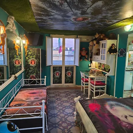 Il Vano Della Scimmia Aeroporto